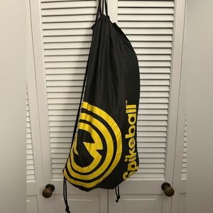 Spike ball set with its Bag